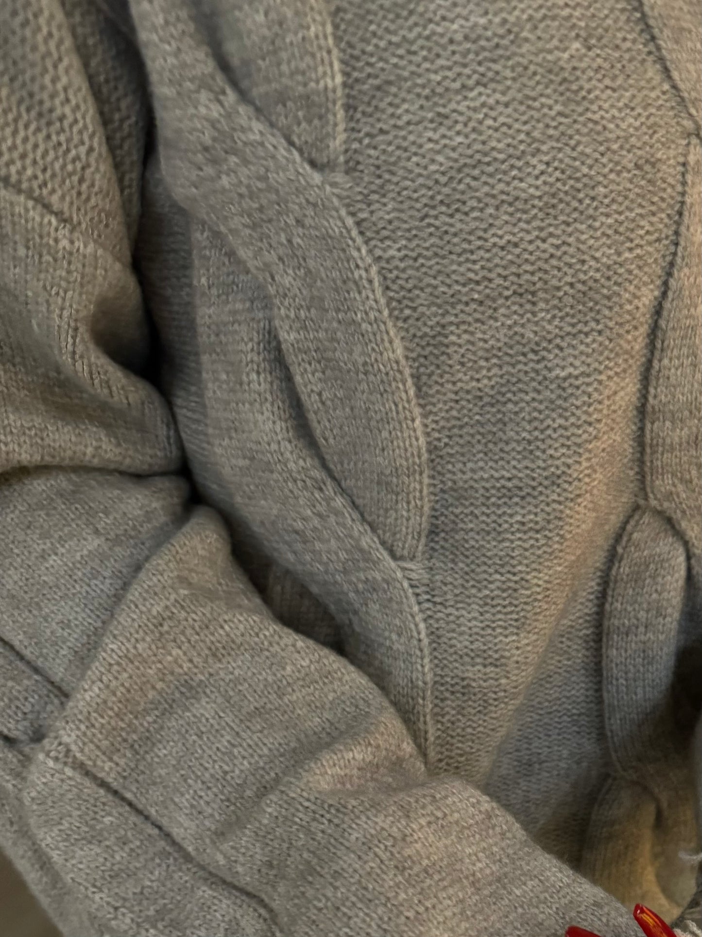 LOOSE KNIT